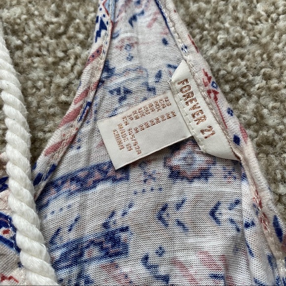 Flowy Tank Top - Picture 3 of 3